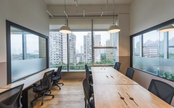 新梅聯合廣場共享辦公6人間